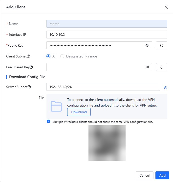 Add Client: Interface IP des Clients, Client Subnet, Server Subnet, Download der Konfiguration (QR-Code unkenntlich gemacht)